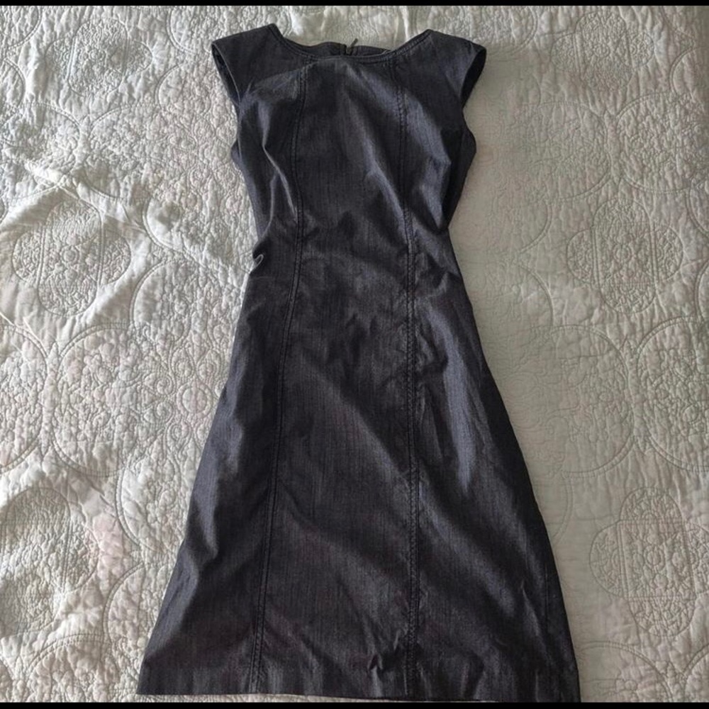 Beautiful gray Calvin Klein dress, size 2